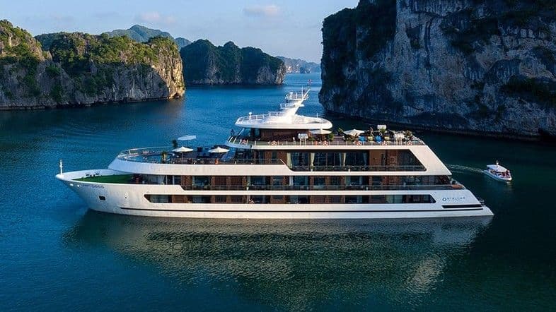 下龙湾五星游船住宿 | Stellar of the Seas